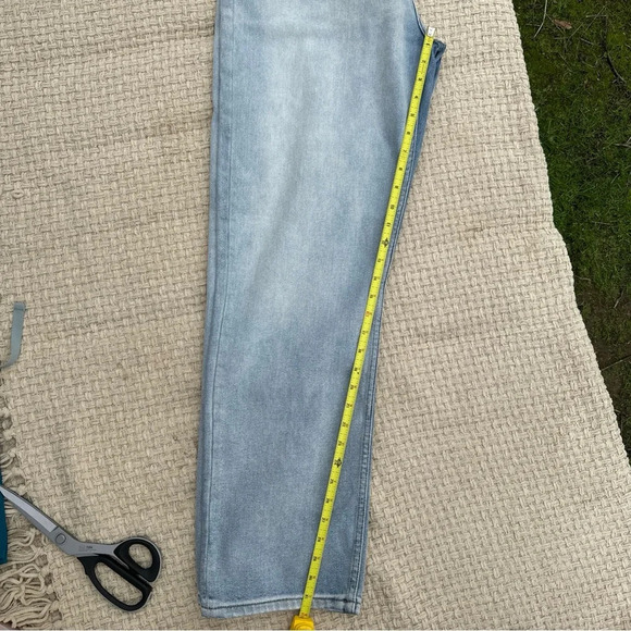 CERNUCCI RELAXED FIT BLEACH
WASH MENS JEANS 34 NEW - Picture 10 of 12